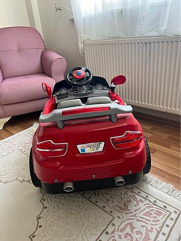 Beden Akülü 12v mp3 çalarlı araba