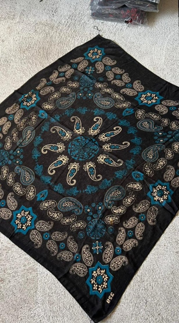 Boncuk İşlemeli Çok Renkli Kadın Fular - Görsel 3