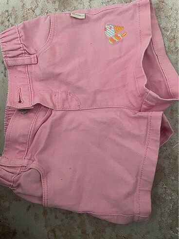 Pembe kot şort