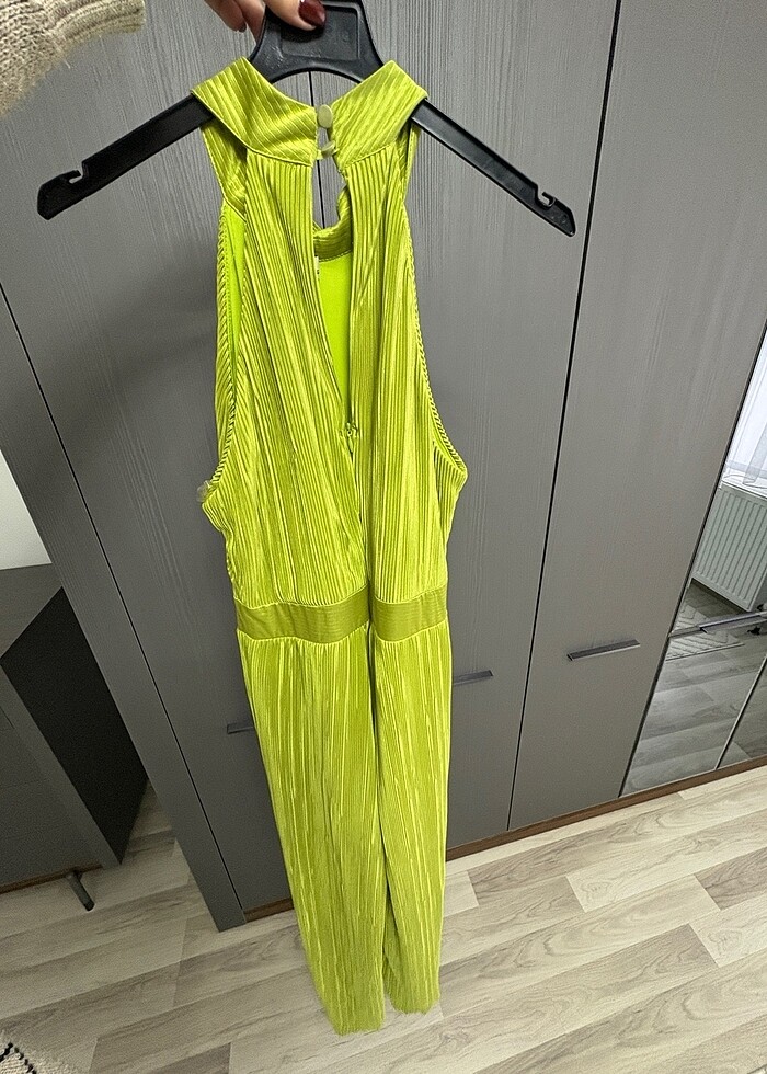 YEŞİL PLİSE TULUM - Görsel 3