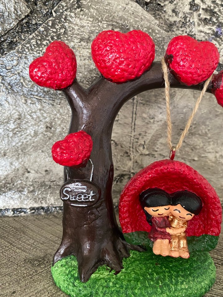 Kalpli Ağaç ve Sevgili Figürü - Görsel 3