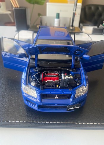 Beden Renk Autoart 1/18 MİTSUBİSHİ EVO