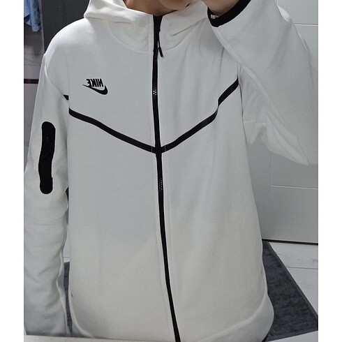 Nike tech beyaz hırka