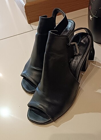 37 Beden Topuklu ayakkabı