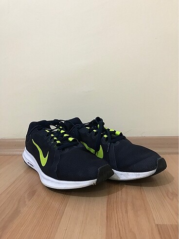 Nike koşu antrenman ayakkabısı