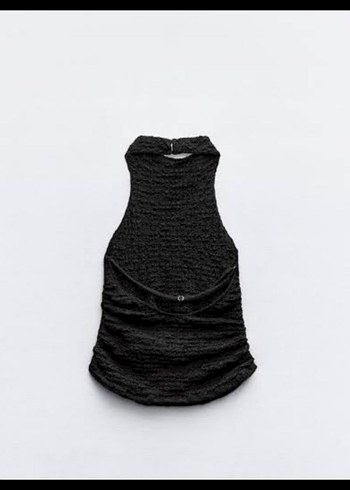 Siyah Yüksek Yakalı Kolsuz Crop Top - Görsel 2