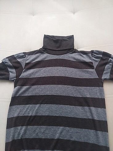 m Beden kahverengi Renk T-SHIRT BOYUNLU