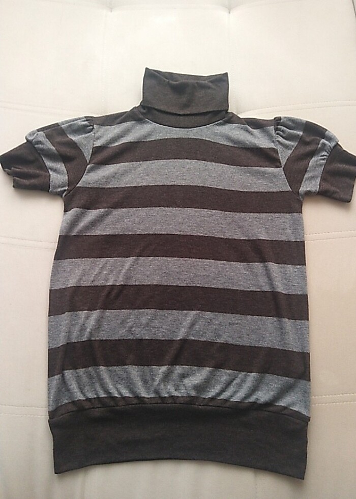 T-SHIRT BOYUNLU - Görsel 3