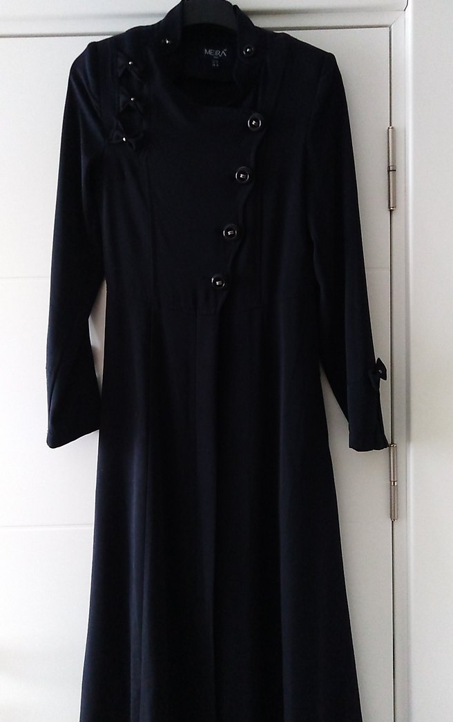 Düğmeli Siyah Uzun Kadın Yazlık Pardesü - Görsel 2