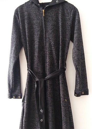 Düğmeli Siyah Uzun Mevsimlik Kap - Görsel 2