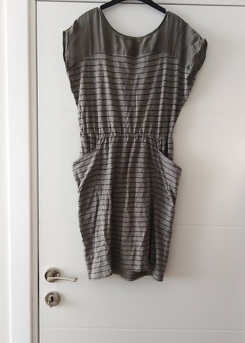 Gri Çizgili Keten Midi Elbise - Görsel 2