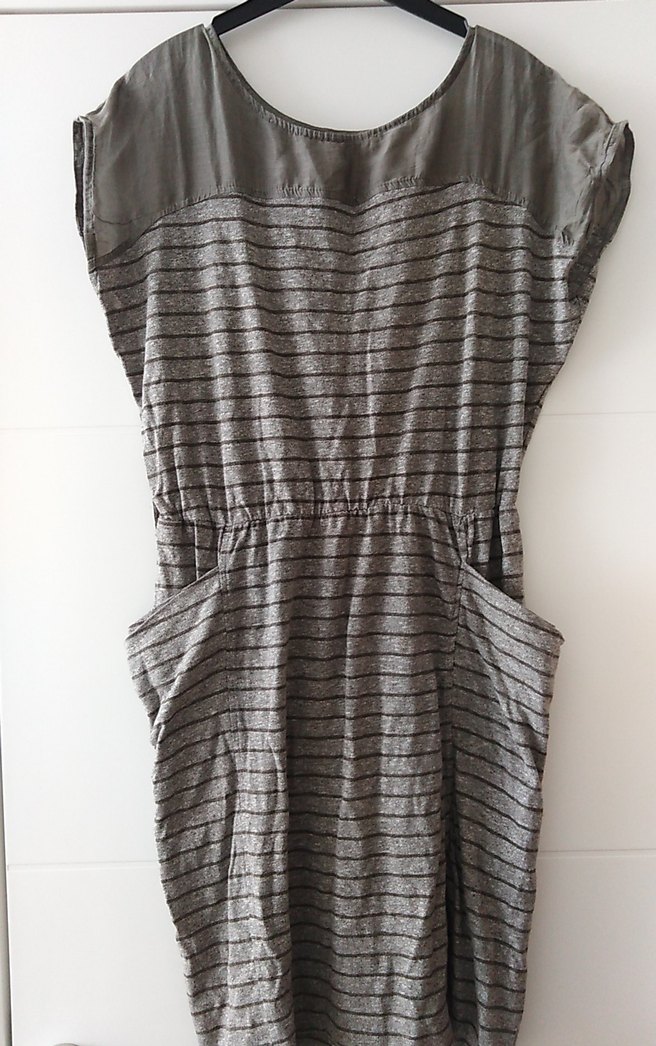 Gri Çizgili Keten Midi Elbise - Görsel 3