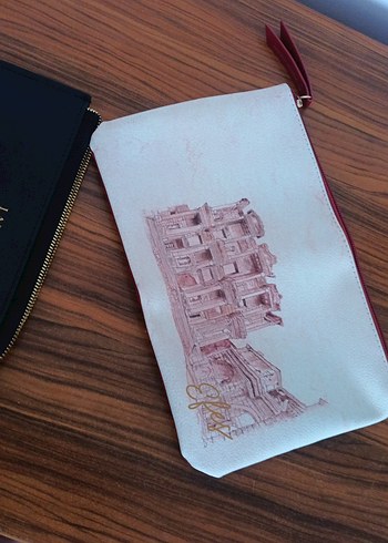 Bordo Parlak Deri Baskılı Kadın Clutch Çanta