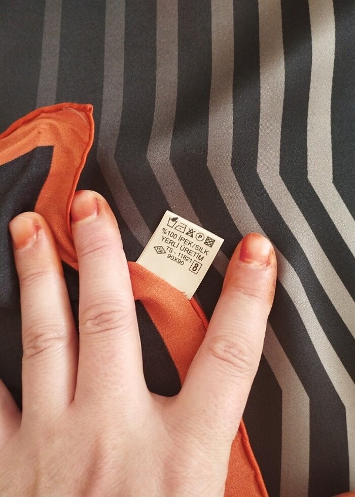 ipek eşarp - Görsel 4