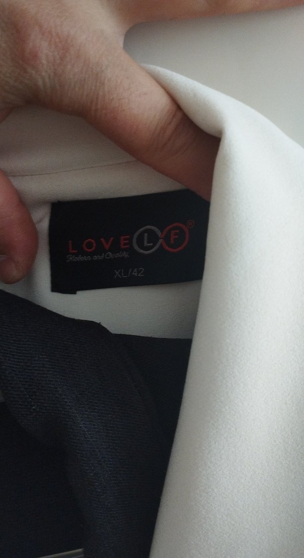 Düğmeli Beyaz Midi Kadın Blazer Ceket - Görsel 4