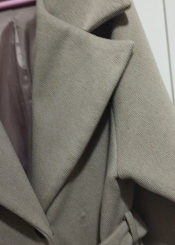 Bej Uzun Kemerli Kadın Kaban - Görsel 5