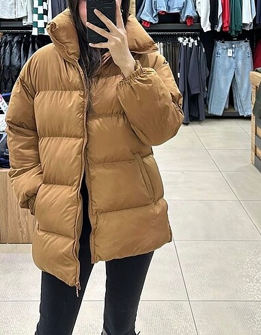 Bershka mont