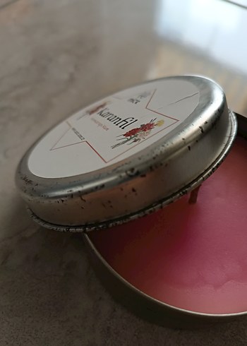 Metal Kutulu Karanfil Kokulu Mum - Görsel 4