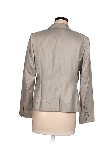 42 Beden ipekyol Blazer %70 İndirimli.