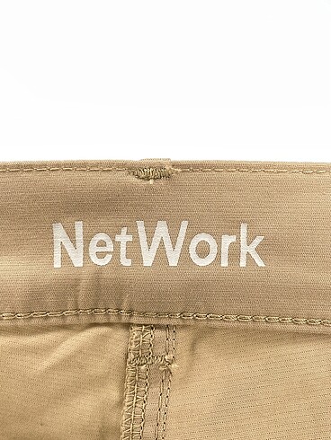 32 Beden ten rengi Renk Network Düz Kesim %70 İndirimli.
