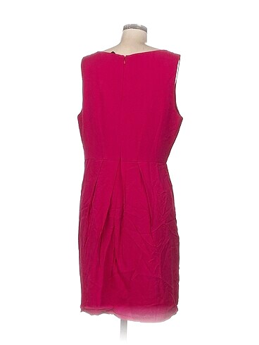38 Beden BCBG Maxazria Kısa Elbise %70 İndirimli.