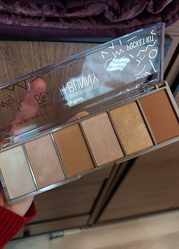 RUBY ROSE AYDINLATICI & BRONZER PALETI 