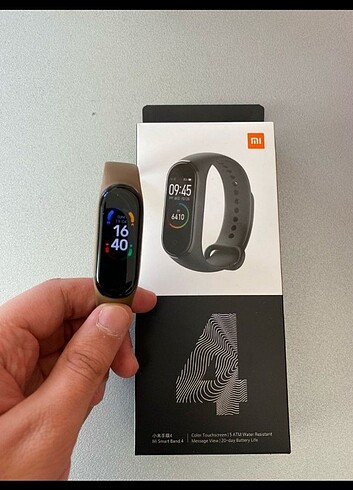 XİAOMİ Mİ BAND 4 AKILLI SAAT
