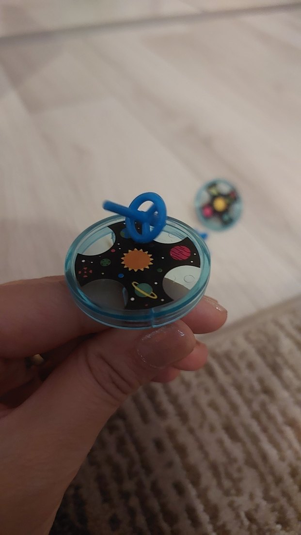 Renkli Dönen Uzay Desenli Topaçlar TOYBOX - Görsel 3