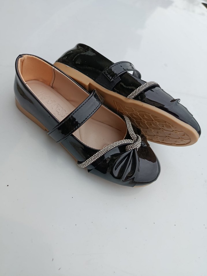 Kız Çocuk Siyah Parlak Tokalı Babet - Görsel 3