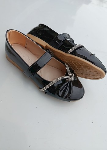 Kız Çocuk Siyah Parlak Babet - Görsel 4