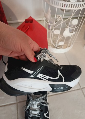 Nike zoom x zegama orjinal yeni spor kadın, spor ayakkabısı - Görsel 2
