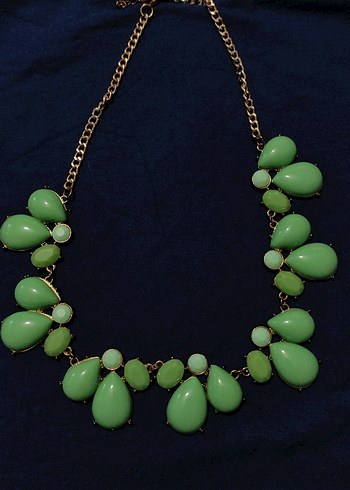 Parlak Yeşil Boncuklu Bohem Kolye - Görsel 3