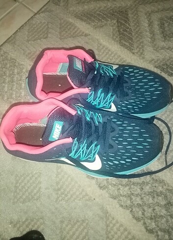 Nike Spor ayakkabı 