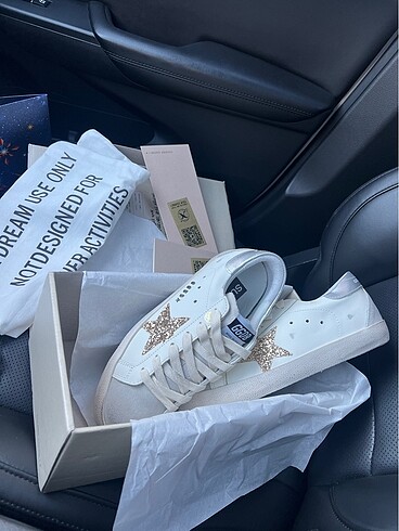 38 Beden Golden goose