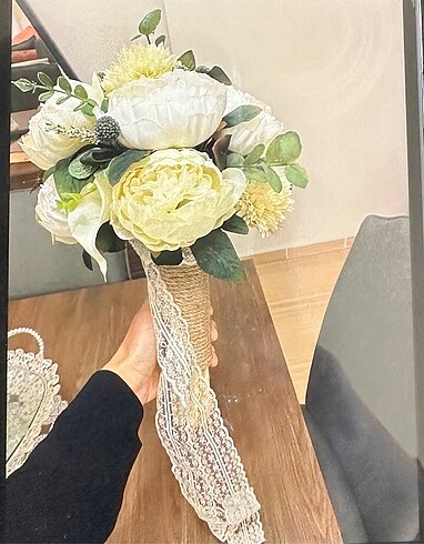 Gelin çiçeği damat yaka çiçeği