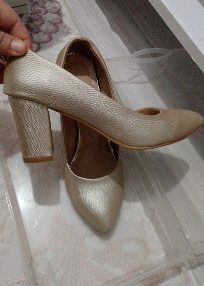 Topuklu ayakkabı - Görsel 3