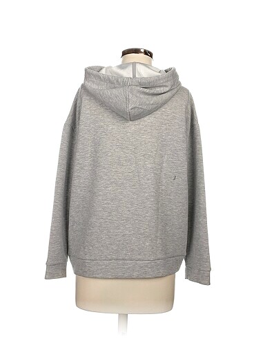 m Beden Stradivarius Sweatshirt %70 İndirimli.