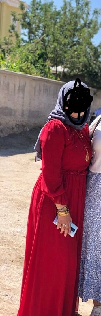 42 Beden Kırmızı elbise