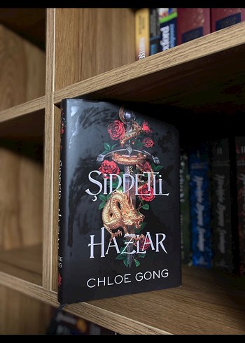 Şiddetli Hazar - Chloe Gong