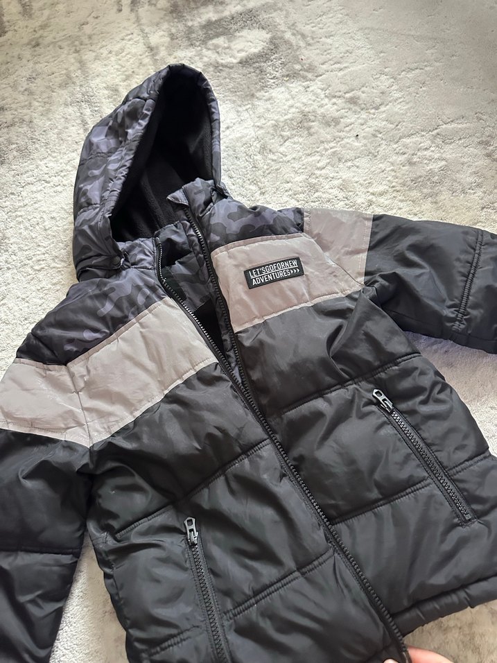 Gri Erkek Çocuk Kapüşonlu Mont - Görsel 4