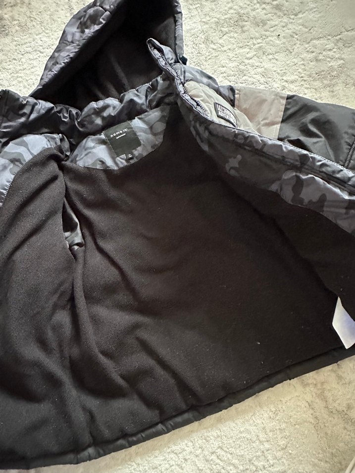 Gri Erkek Çocuk Kapüşonlu Mont - Görsel 3