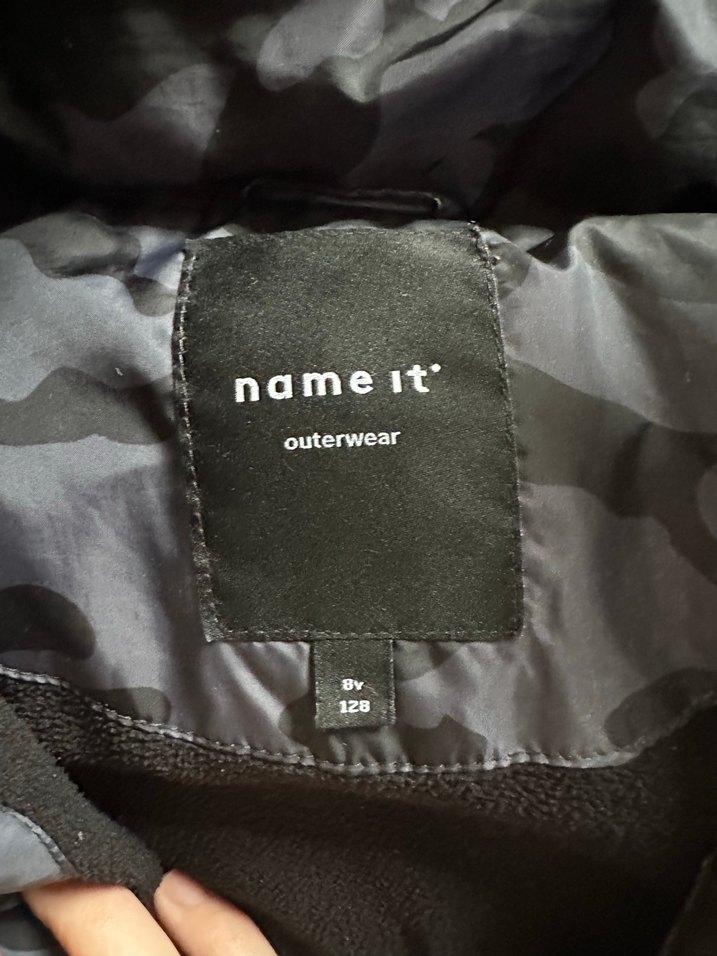 Gri Erkek Çocuk Kapüşonlu Mont - Görsel 2