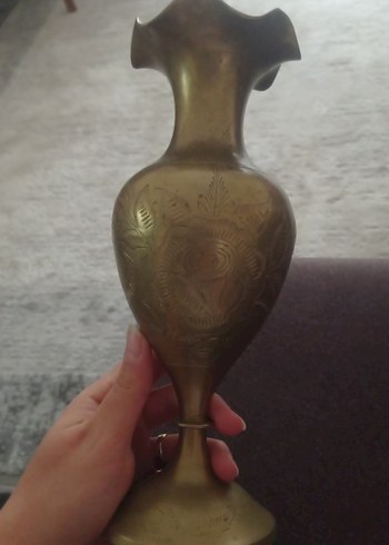 Parlak Altın Renkli Vazo - Görsel 3