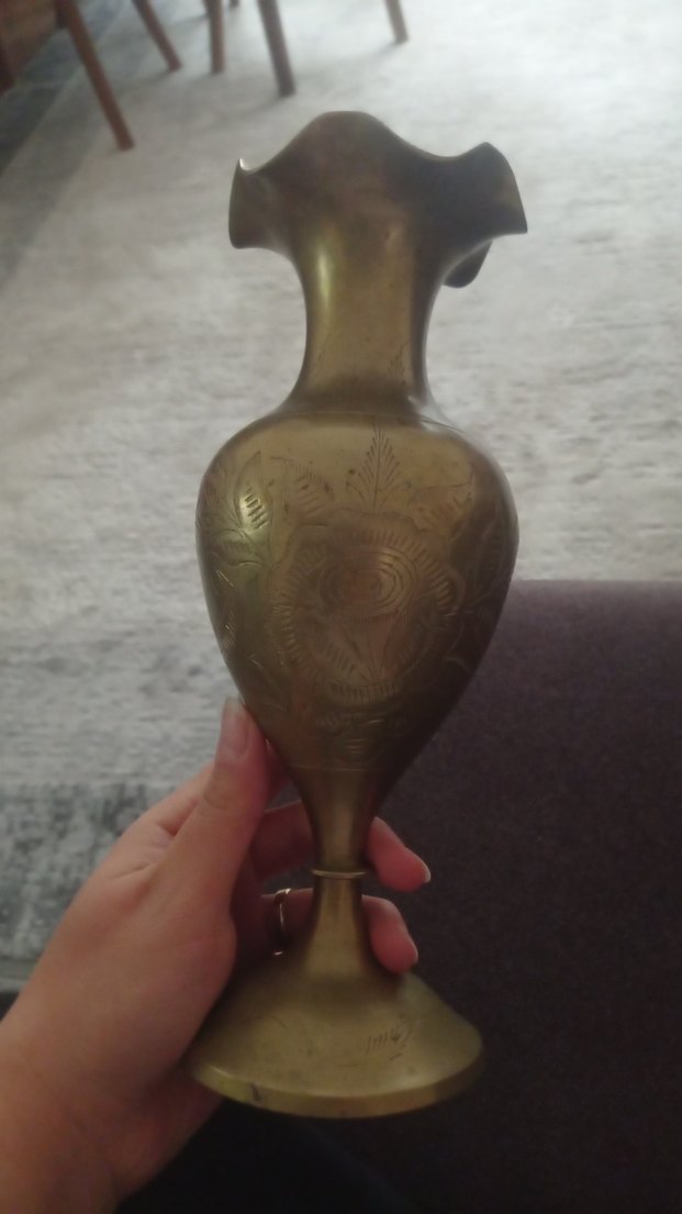 Parlak Altın Renkli Vazo - Görsel 3