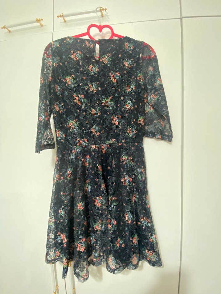 Çiçek Desenli Vintage Midi Elbise - Görsel 4