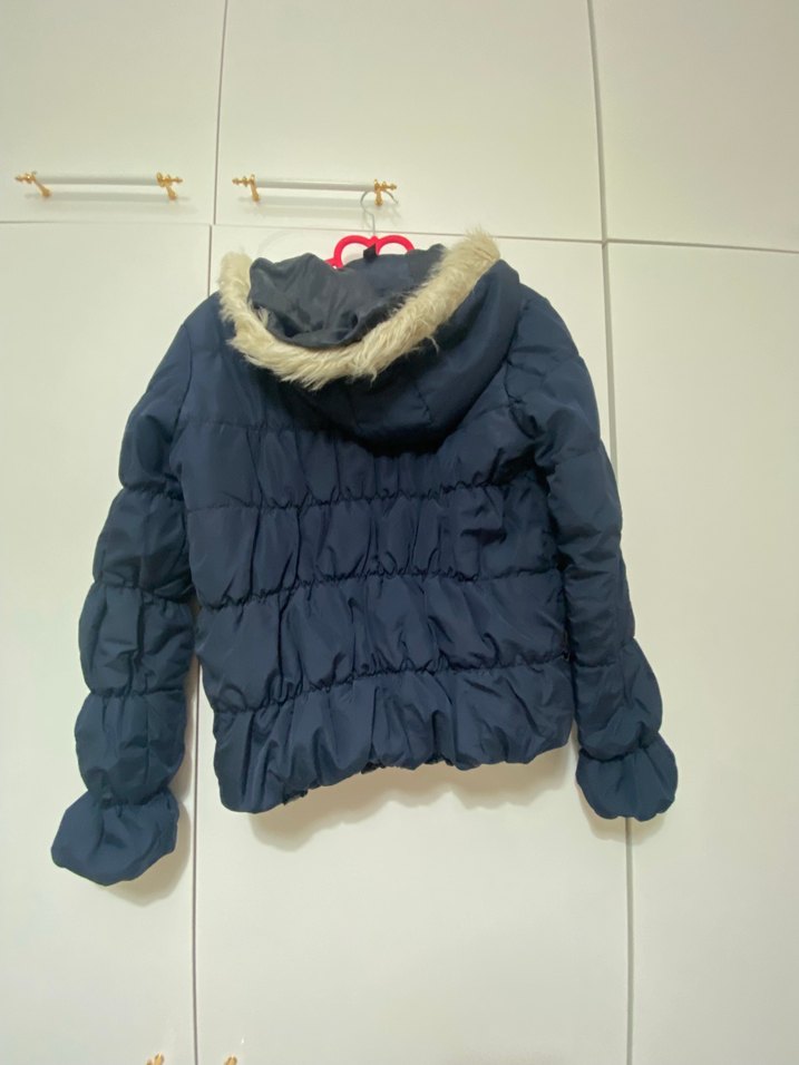 Kürklü Kapüşonlu Kısa Mavi Kadın Mont - Görsel 3