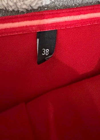 Kırmızı crop - Görsel 3