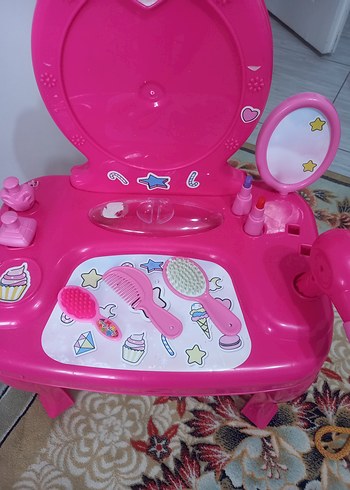 Pembe Çocuk Oyun Makyaj Masası ve Taburesi - Görsel 2