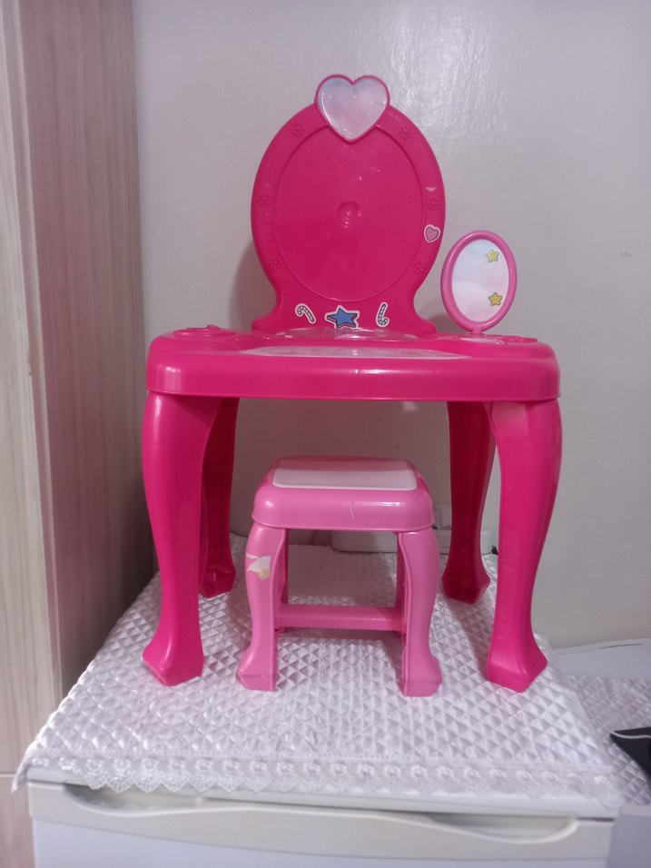 Pembe Çocuk Oyun Makyaj Masası ve Taburesi - Görsel 4