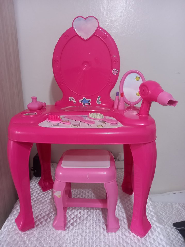 Pembe Çocuk Oyun Makyaj Masası ve Taburesi - Görsel 3